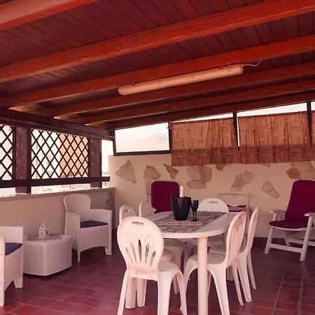 Pm 12 Via Achille Grandi Ferienhaus